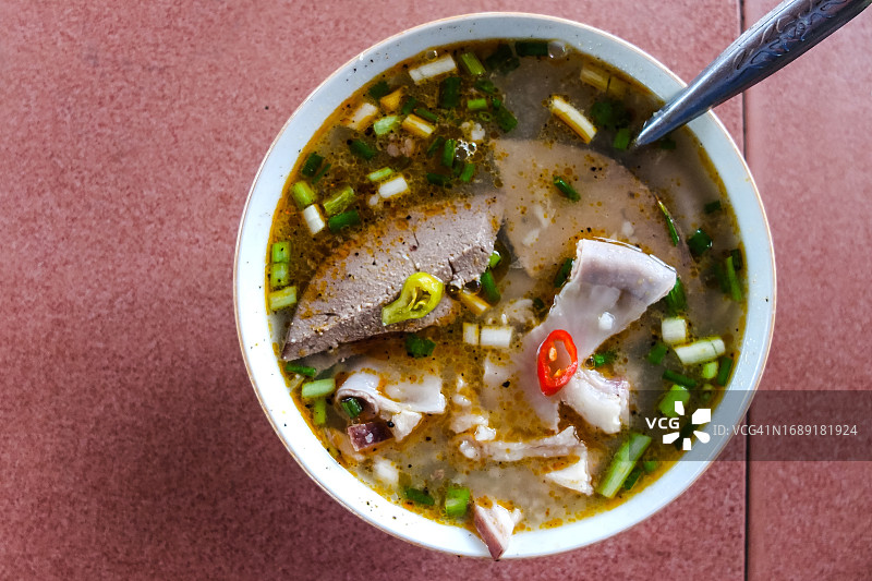 一碗猪肠粥图片素材