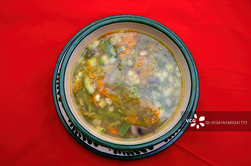 佛手瓜花蔬菜汤图片素材