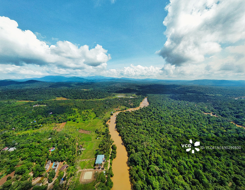 喀拉拉邦瓦亚纳德库鲁瓦岛航拍图片素材