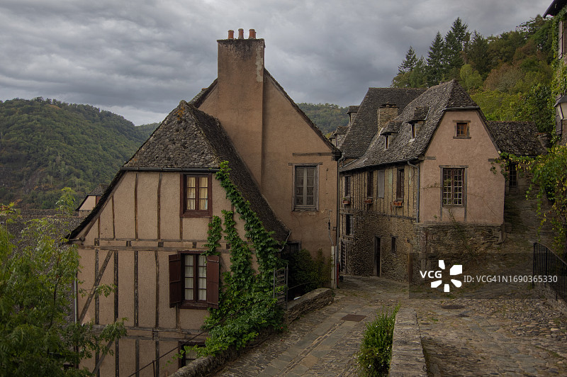 法国孔克的中世纪村庄美景图片素材
