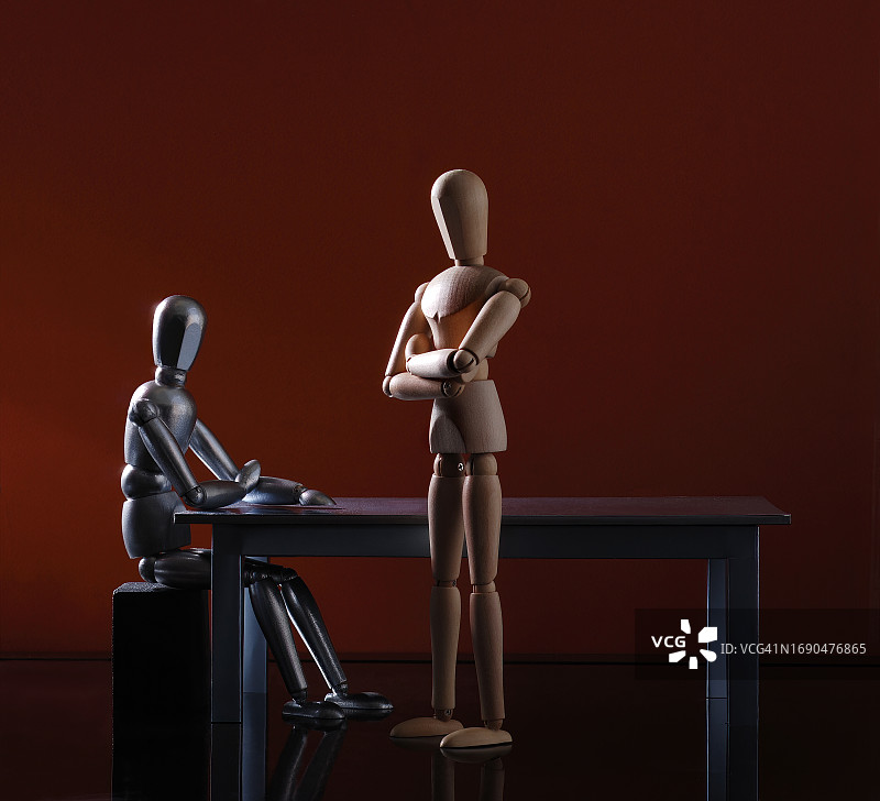 使用艺术家模型进行审讯的图片图片素材