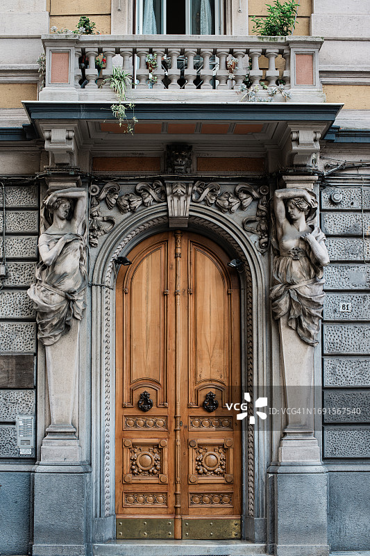 意大利拉斯佩齐亚的华丽门口图片素材