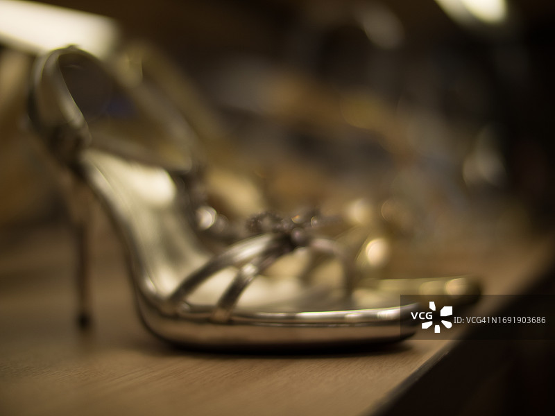 展示中的高跟鞋图片素材