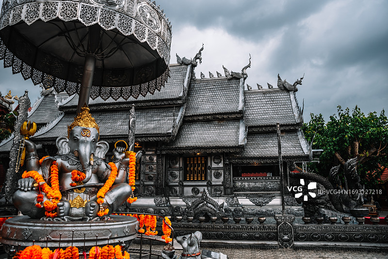清迈银庙的印度教象头神图片素材