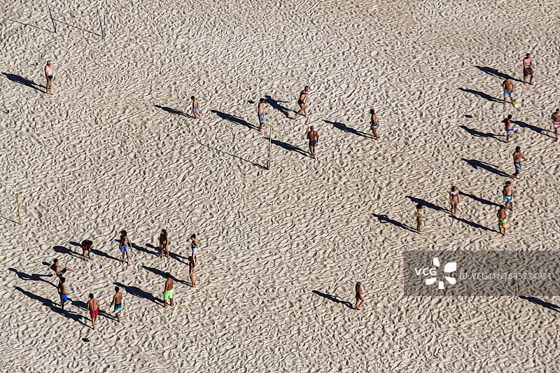 沙滩排球比赛场景，葡萄牙纳扎雷图片素材