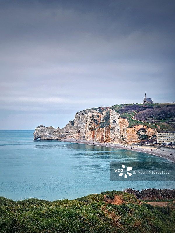 法国诺曼底埃特勒塔海岸线的田园风光图片素材