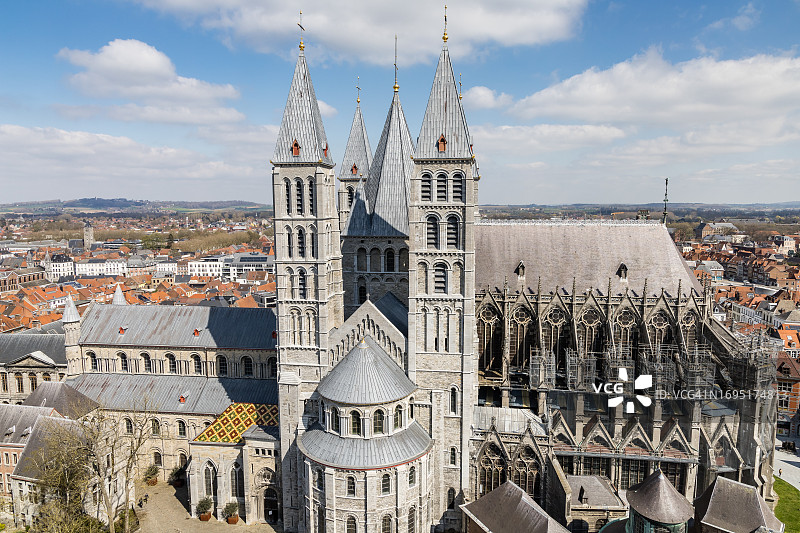 图尔奈大教堂无人机航拍图片素材