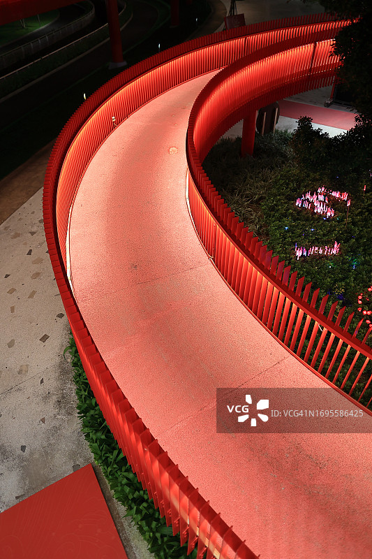 现代人行桥图片素材