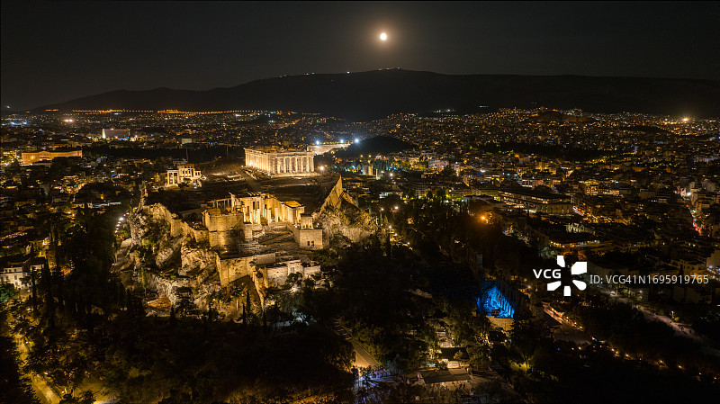 希腊雅典卫城和满月鸟瞰照片图片素材