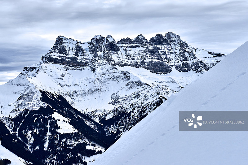 米迪山图片素材