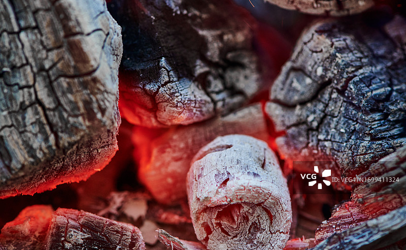 ярко-красным图片素材