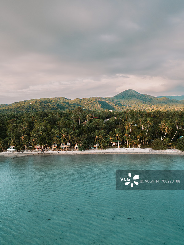 苏叻他尼府的帕岸岛图片素材