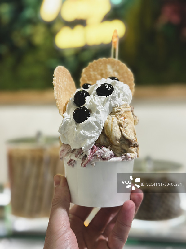 冰淇淋杯特写图片素材