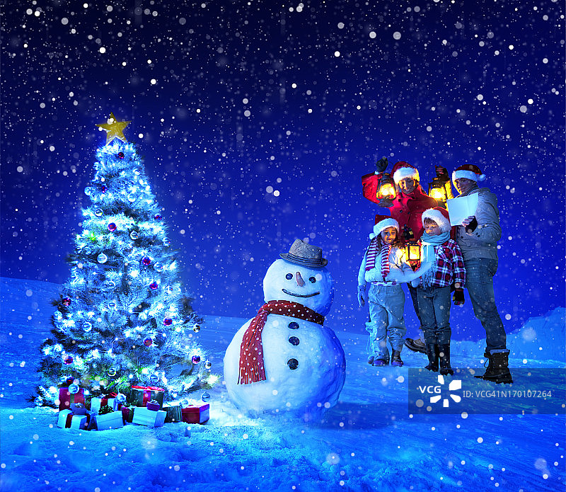 圣诞家庭唱颂歌图片素材