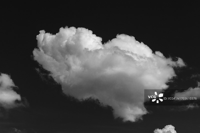 黑白云朵13图片素材