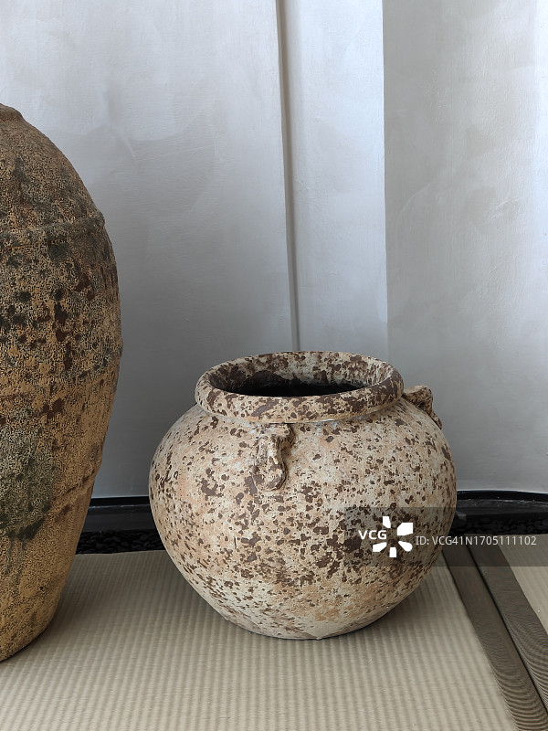 室内陶罐装饰品图片素材