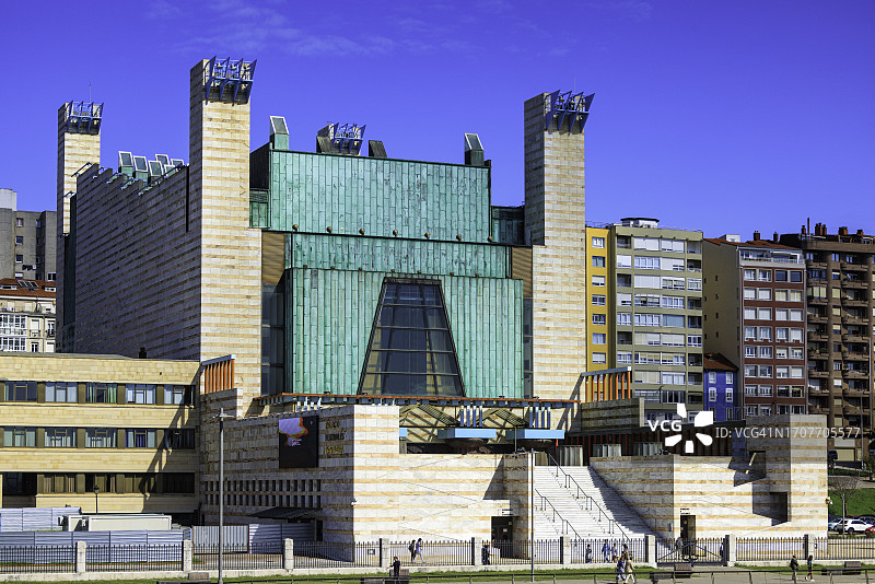 桑坦德市天际线和坎塔布里亚节日宫图片素材