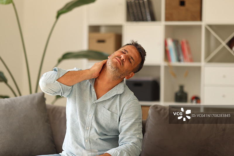 我不会因为痛苦而快乐图片素材