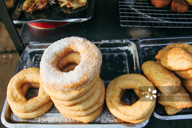 越南风味甜甜圈会安古城图片素材