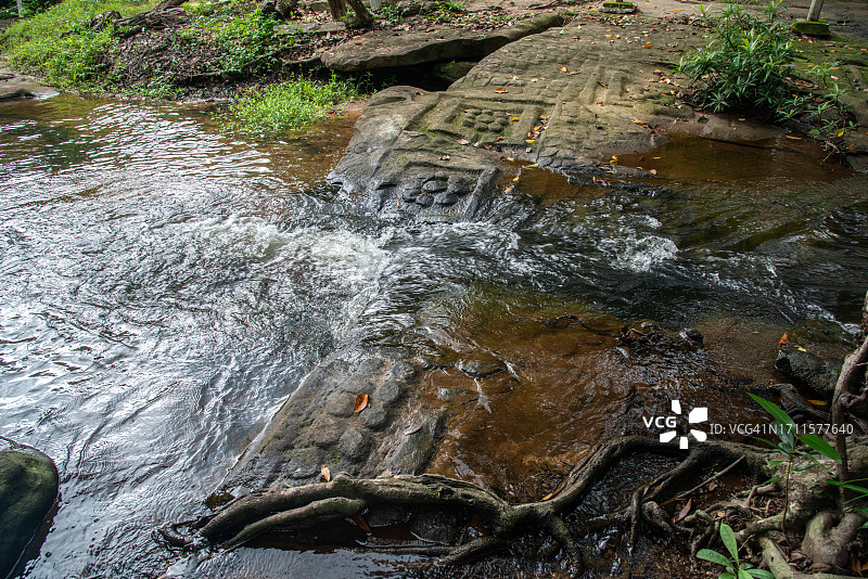 柬埔寨暹粒省的戈巴斯班瀑布图片素材