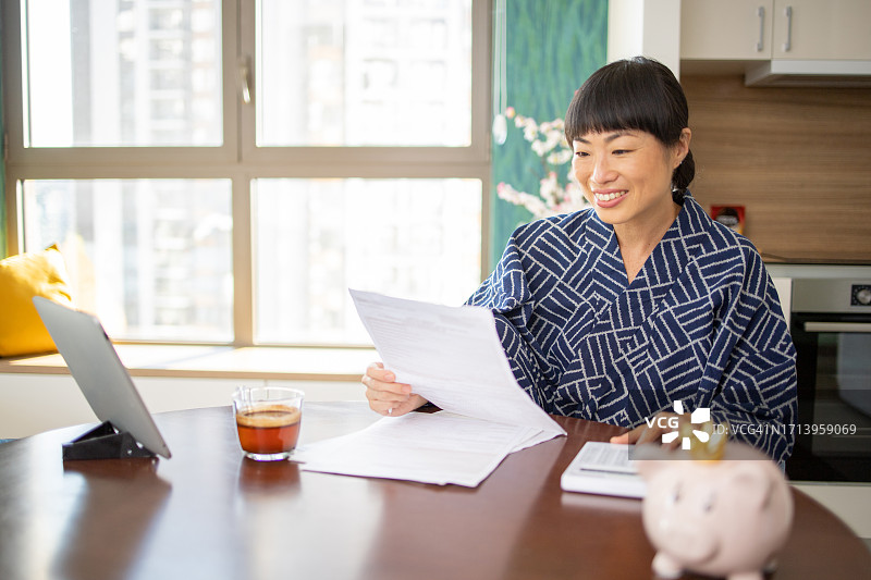 家庭财务图片素材