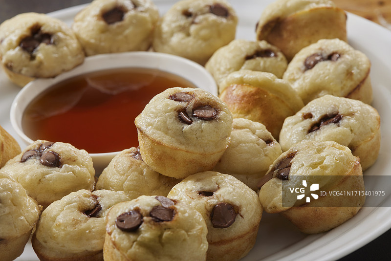 迷你巧克力曲奇煎饼玛芬图片素材