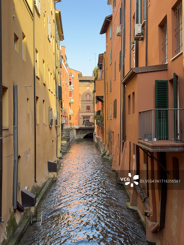 运河街，博洛尼亚，意大利图片素材