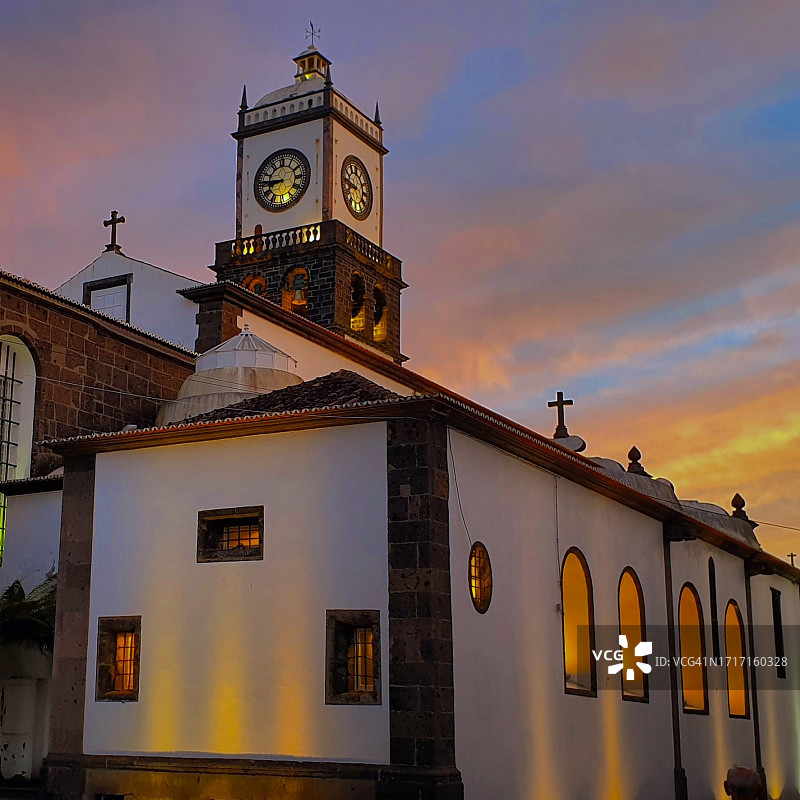 大西洋中部日落时分图片素材