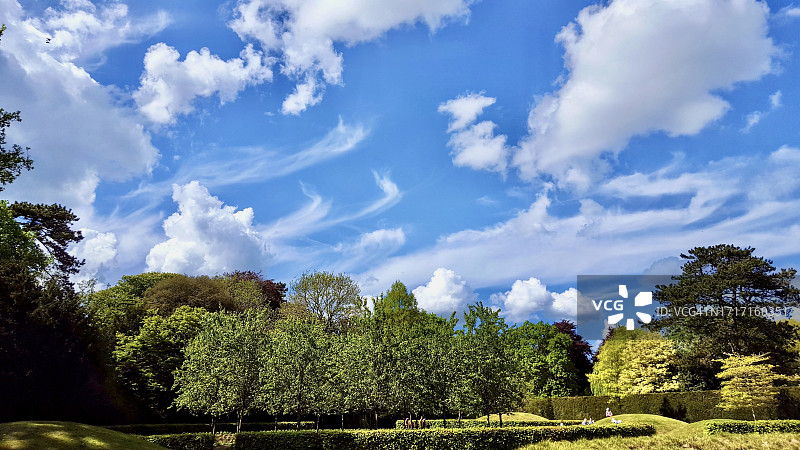 绿树成荫的白金汉郡图片素材