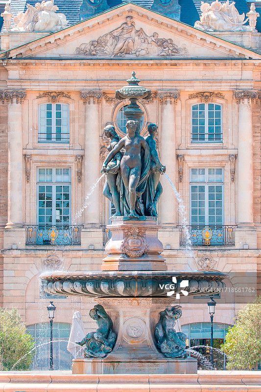 交易所广场三美神喷泉，波尔多图片素材