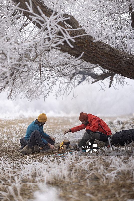 冬季旅行者图片素材