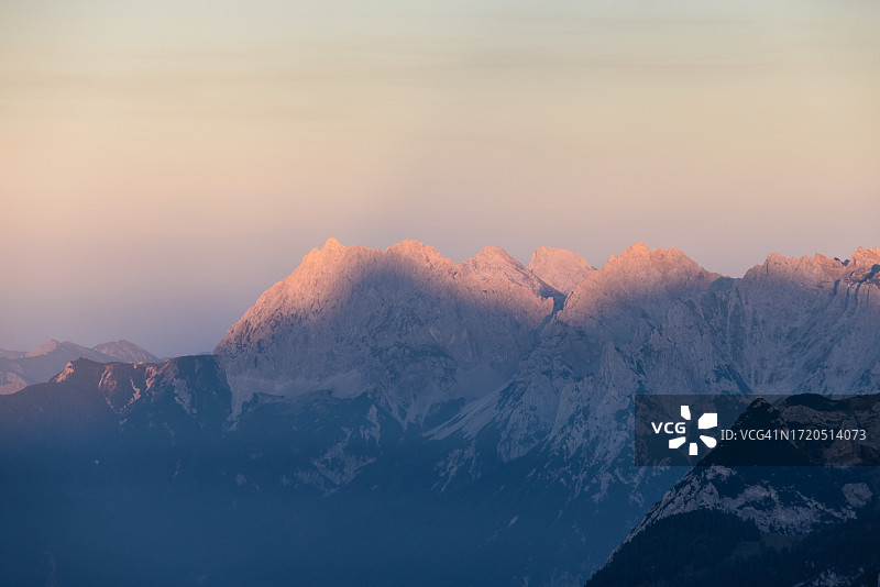 山间日落图片素材