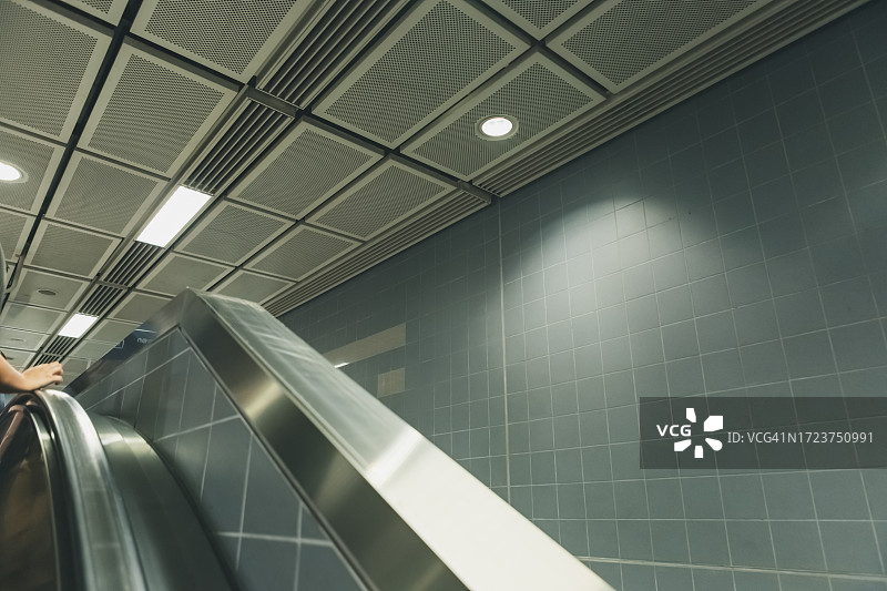 地铁站通道图片素材