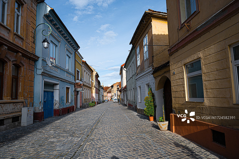 罗马尼亚克拉约瓦安静的鹅卵石街道图片素材