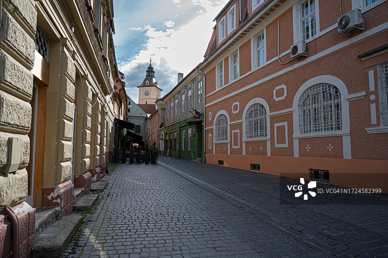 罗马尼亚克拉约瓦安静的鹅卵石街道图片素材