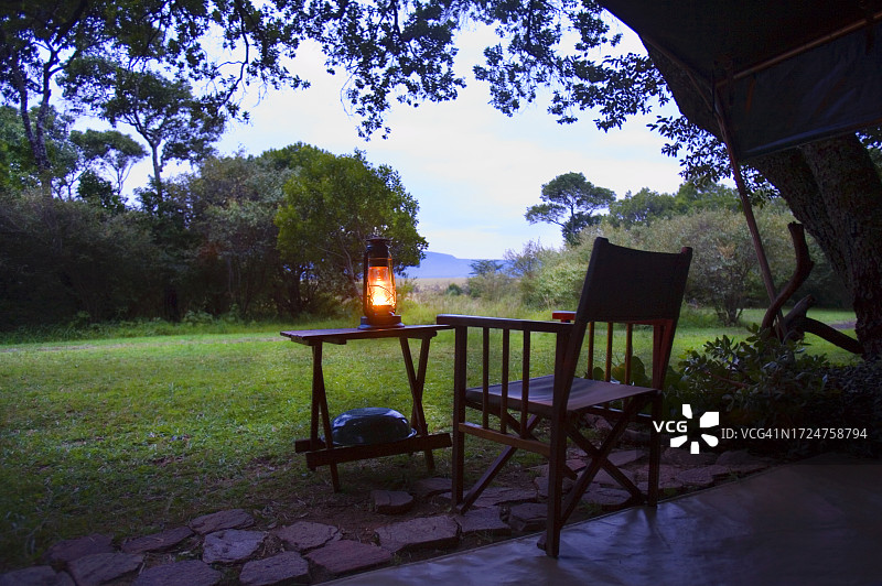 空置的狩猎椅图片素材