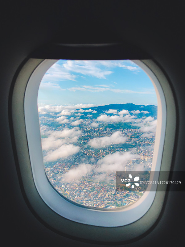 里约热内卢上空的飞机景观图片素材