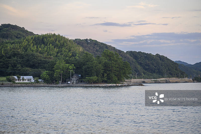 福冈志摩海滩的日出图片素材