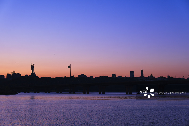 祖国母亲纪念碑，基辅城市景观图片素材