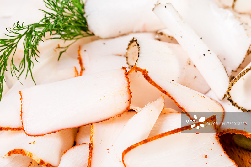 餐桌上食物的高角度视角图片素材