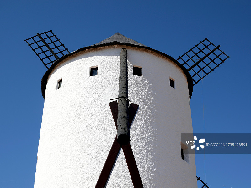 老旧的风车图片素材