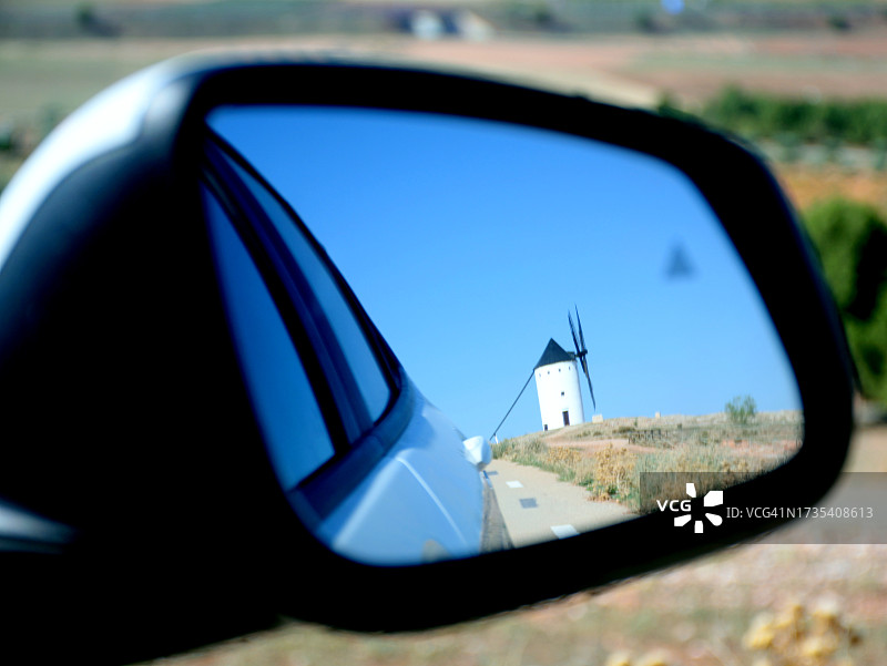 老旧的风车图片素材