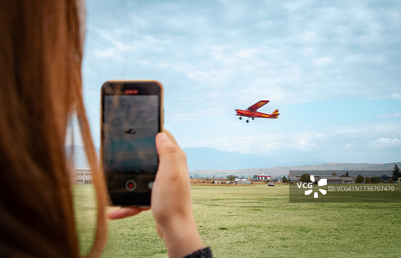 观看起飞图片素材