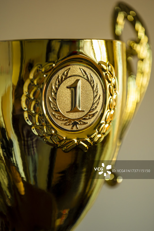 金色奖杯图片素材