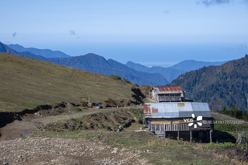 阿尔特温省马卡赫尔地区的埃费勒村芬迪克高原图片素材