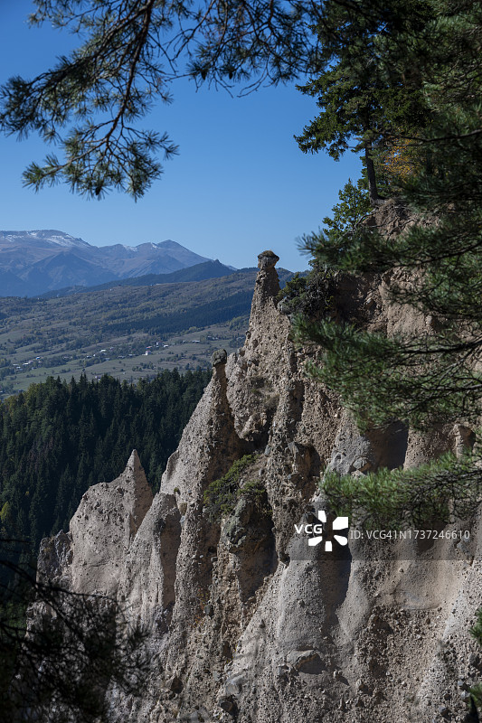 阿尔特温萨夫萨特梅塞利村的精灵烟囱图片素材
