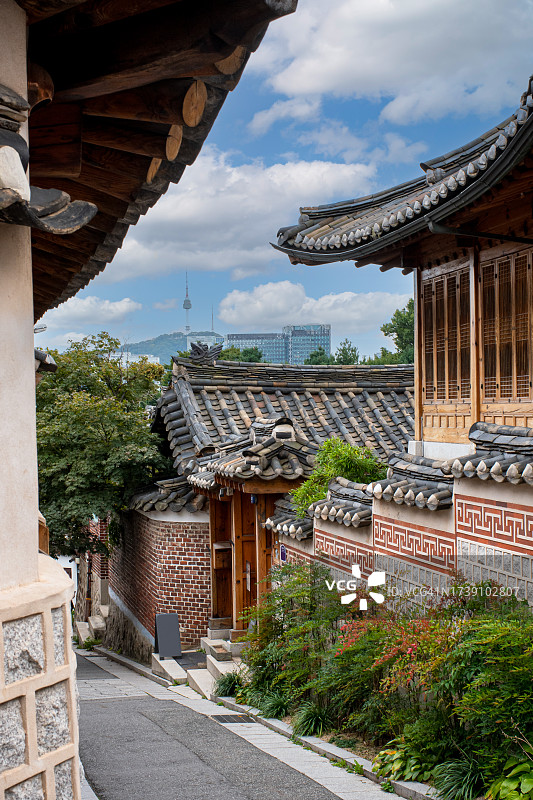 白天的北村韩屋村图片素材