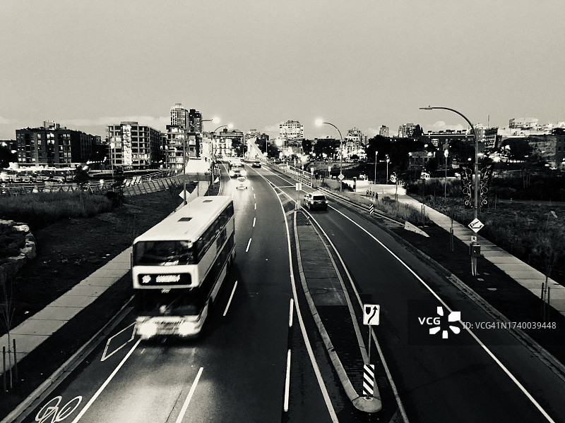 回家路上图片素材