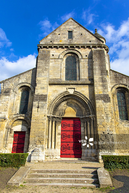 法国上法兰西大区埃纳省索issons圣母教堂图片素材