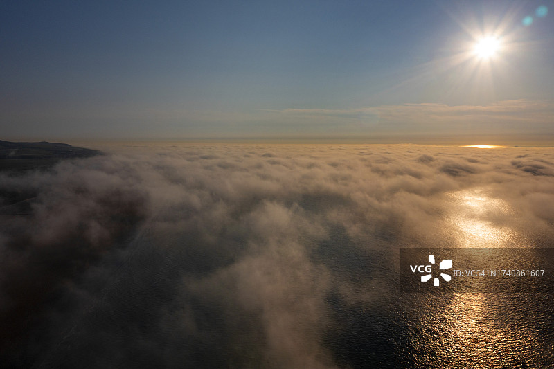 法国加来海峡：布兰-内兹海岬的海洋薄雾图片素材